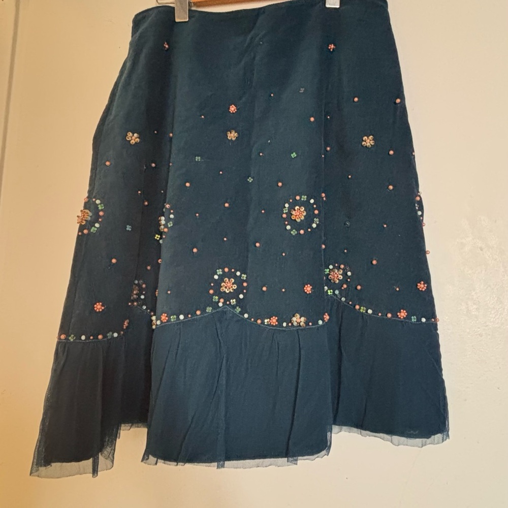 Persaman New York Teal Skirt with Floral Embroidery